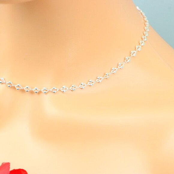 Delicate & Contemporary Necklace Chain, A Lovely Choice for Women, EVCH1762 - Picture 3 of 10